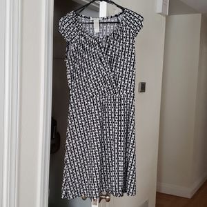 Dress with chain pattern and A line skirt